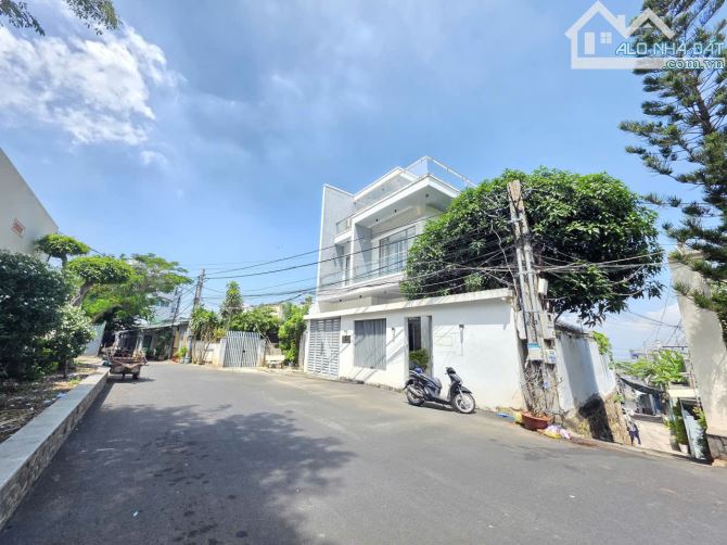 House for sale, 165 m², Phường 5