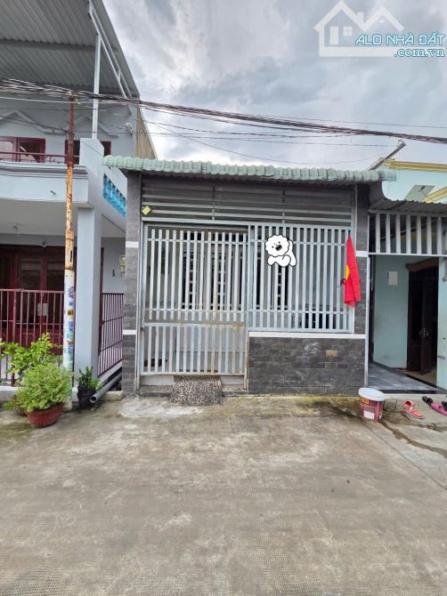 📌3 tỷ📌 Bán nhà cấp 4 gác lửng gần làng đại học Thủ Đức Tp Dĩ An