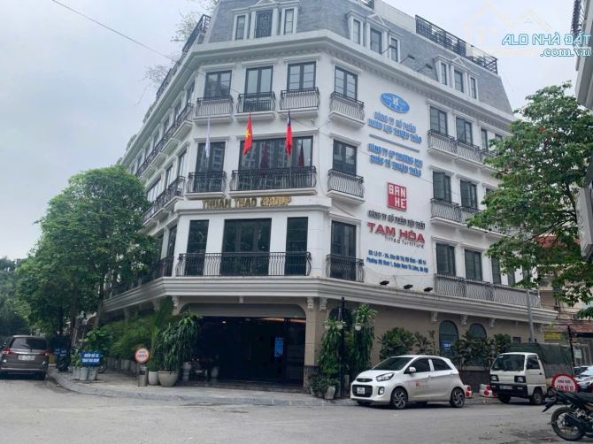 Chủ bán shophouse Five Star Đình Thôn 76m² 2 thoáng thang máy kinh doanh giá 28.8 tỷ