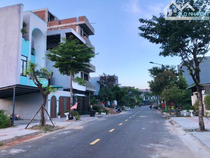 Hơn 4 Tỷ ! Bán lô đất đẹp 110 m2 Khu đô Thị Hòa Xuân - Đà Nẵng