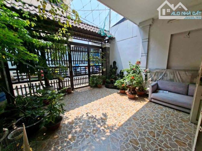 NGUYỄN SỸ SÁCH, GẦN METRO 2 - 7 CHỖ NGỦ NHÀ - 81M2, NGANG HƠN 5M, SỔ A4 - 4 TẦNG -HƠN 8Tỷ