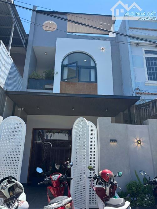 BÁN NHÀ ĐẸP 2 TẦNG ĐƯỜNG ĐỒNG TRÍ 6, LIÊN CHIỂU, ĐÀ NẴNG – 100M2, MẶT TIỀN 5M, ĐƯỜNG 7.5M