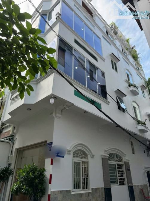 Bán tòa nhà 5 tầng hẻm ô tô Hoàng Văn Thụ, Vincom Cộng Hòa, Tân Bình 55m2 Giá 11,9 tỷ
