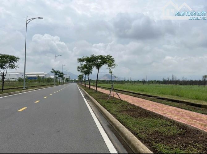 ✓CHUYỂN NHƯỢNG ĐẤT KCN PHÚ MỸ II VÀ PHÚ MỸ II MỞ RỘNG. 🔹Diện tích: Đa dạng từ 1 ha đến 3