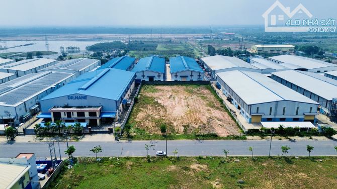 Bán đất Kcn 10.000m2 để xây xưởng, nhà máy
