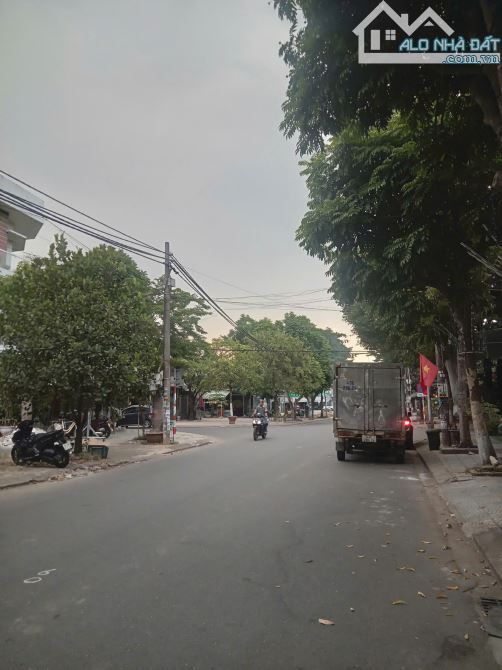 DÃY TRỌ LÊ KIM LĂNG – ĐƯỜNG 7,5M, LỀ RỘNG 10M