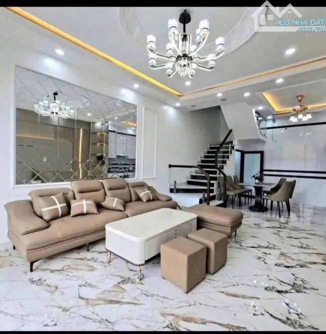 Chỉ 3,25 tỷ nhà 4 tầng mới tinh ngay Sở Dầu, Hồng Bàng, Hải Phòng