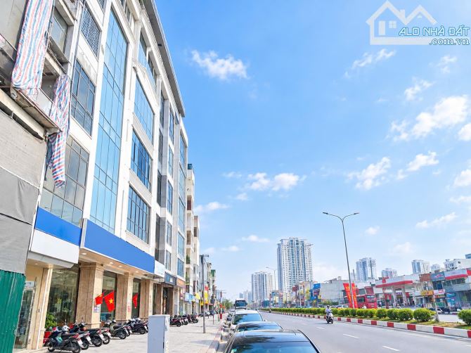BÁN NHÀ MỚI MẶT PHỐ QUẬN CẦU GIẤY – 60M², 8 TẦNG, LÔ GÓC 3 THOÁNG – NHỈNH 38 TỶ, CẮT LỖ!