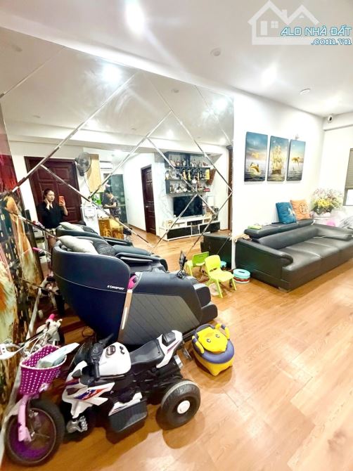 Bán chung cư Xa La Hà Đông Phan Trọng Tuệ 2PN 70m2 chỉ 3,25 Tỷ tặng slot ô tô