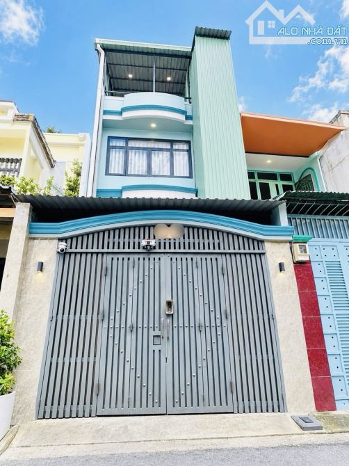 Nhà đẹp có dòng tiền, diện tích 82m2, 3 tầng bán chỉ 7,85 tỷ. Ngay Phạm Văn Bạch, Tân Bình