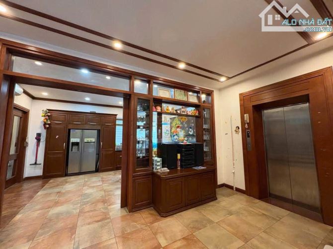 🏡 BÁN BIỆT THỰ HẠNG SANG KĐT VƯỜN ĐÀO – TÂY HỒ, HÀ NỘI
