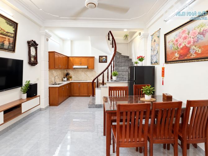 Chủ Bán Nhà Phố Trương Định - Tân Mai - Ngõ Nông 30m ra ô Tô