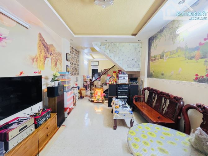 NHÀ 3 TẦNG 4PN HẺM Ô TÔ, SỔ HỒNG RIÊNG HOÀN CÔNG
