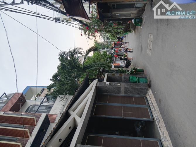 NHÀ ĐẸP GẦN HIỆP THÀNH CITY 61m2, NGANG 6M, SÁT MẶT TIỀN, 4.3 TỶ TL