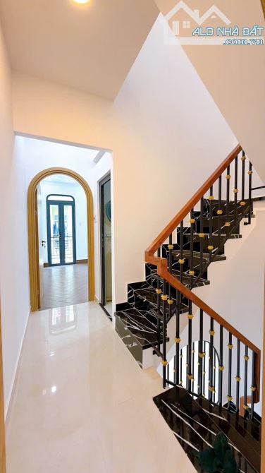 🏡♻️ BÁN NHÀ QUẬN 4 HẼM CẬN KỀ HXH - QH RA NHÀ MẶT TIỀN 12 M 58 TÔN THẤT THUYẾT