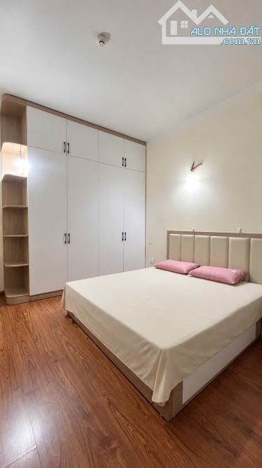 Bán căn hộ Ngoại Giao Đoàn, Bắc Từ Liêm, 95m2, 2 ngủ 2 vệ sinh, thiết kế 3 ngủ, 7,95 tỷ
