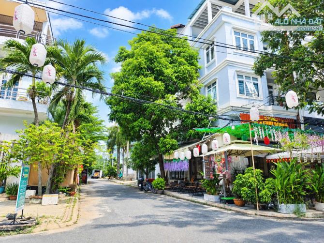 Góc 2 Mặt Tiền Đường BÌNH LỢI, bề ngang 21m (105m2) 4 Tầng Áp mái, giá bán 19.5 Tỷ (TL)