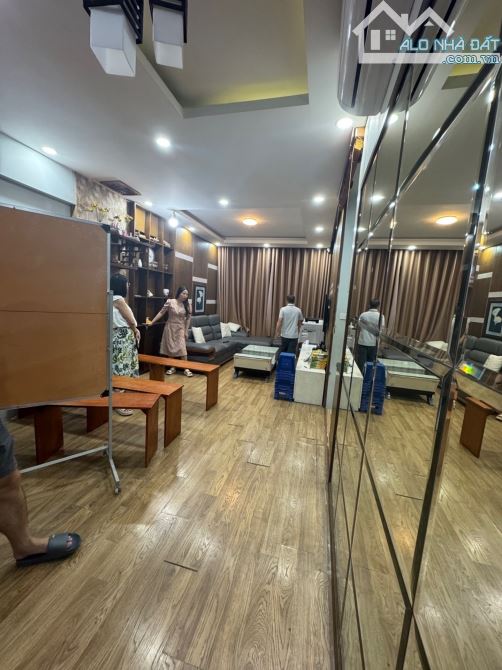CHUNG CƯ 283 KHƯƠNG TRUNG DT 90M2 - 2 NGỦ - NỘI THẤT XỊN XÒ- GIÁ 7.3 TỶ + Nhà mình bán th