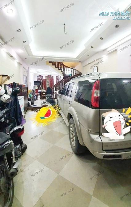 BÁN NHÀ HOÀNG QUỐC VIỆT 65m2 × 5T. PHÂN LÔ + GARA Ô TÔ - Ô TÔ TRÁNH ĐỖ + VĂN PHÒNG