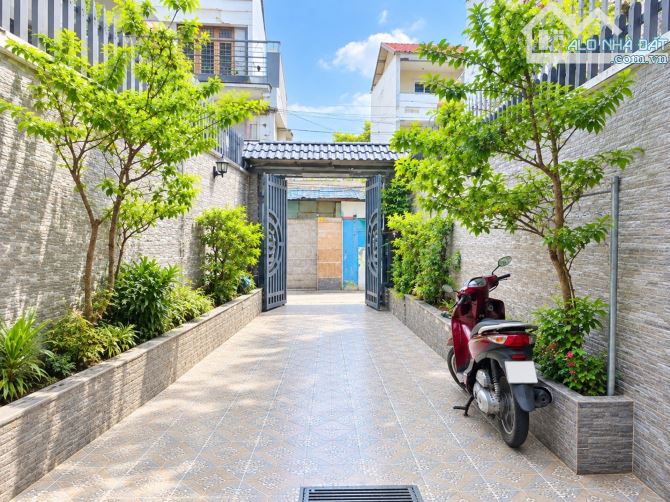 HẺM XE HƠI - GIÁP BÌNH ĐÔNG - HOÀI THANH - Q.8 - DT: 4.3*28M - 7 TỶ 9