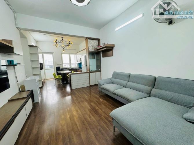 Chung Cư Đông Quan - 95M2, Tầng trung, Căn Góc 3 Ngủ, 2WC, Ở Ngay, 7.95 Tỷ