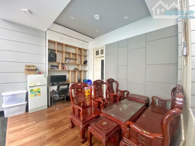 Bán nhà 3 tầng 3 mê đường Lý Triện - đường 7.5m Thanh Khê. Dt 81m2 Giá 7.8 Tỷ TL