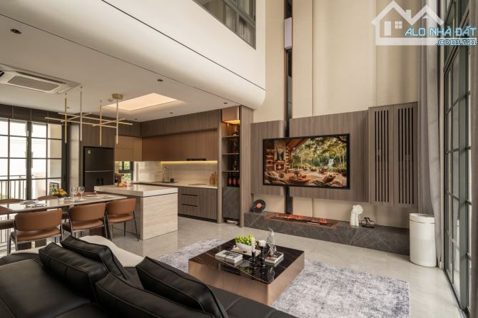 🏡 BÁN NHÀ HỒNG TIẾN, PHƯỜNG BỒ ĐỀ – 65M² – 7 TẦNG – 11.8 TỶ – THANG MÁY – Ô TÔ