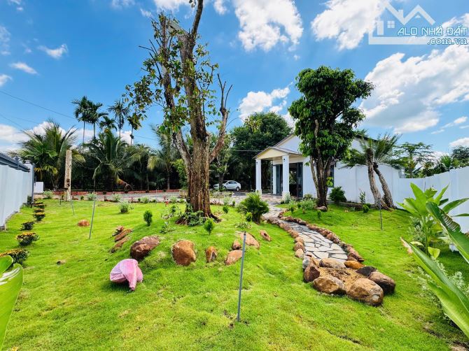 Bán căn nhà vườn kiên cố view mặt sông serepok cực đẹp