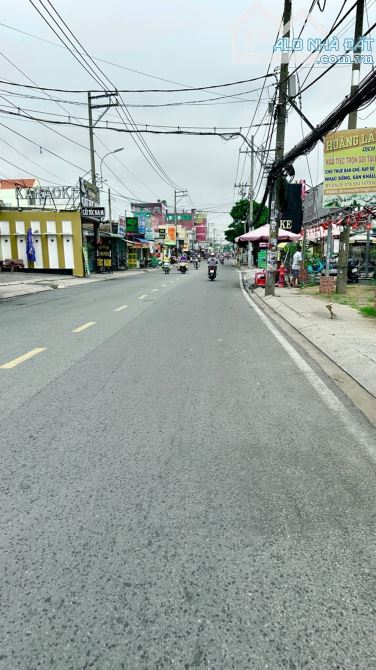 Bán dãy nhà trọ xã Bà Điểm Giá 6,2tỉ - Dòng tiền 36 triệu - Tổng dt 200m2 - 10m x20m