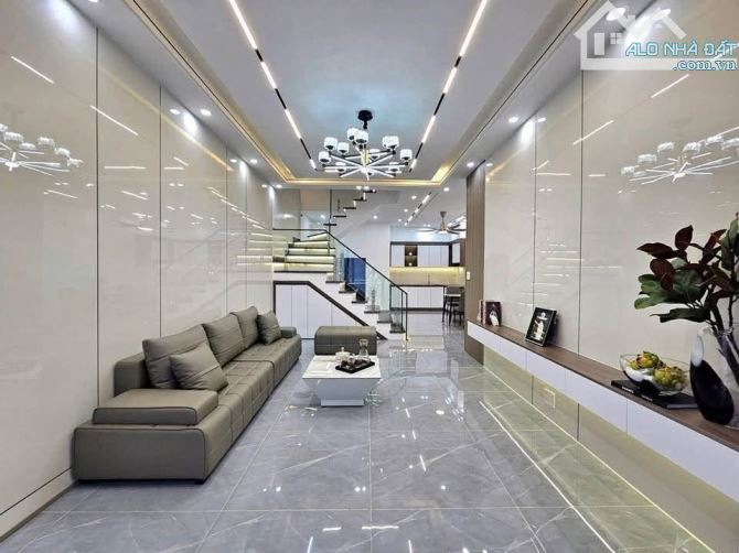 Chủ cần vốn bán nhà gấp_Giảm chào 300 triệu_Nhà gần Aeon_10m ra phố_51m