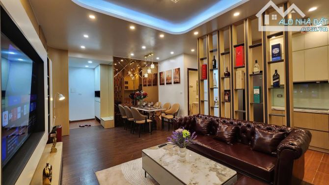 Căn hộ CC Tòa C 789 Mỹ Đình, 3PN + 2WC, full nội thất đẹp ở ngay, có slot để ô tô, 8.3 tỷ