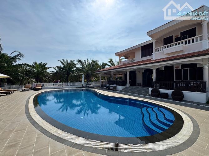 Bán biệt thự Mũi Né Domaine, 860m² view biển giá tốt có hồ bơi riêng