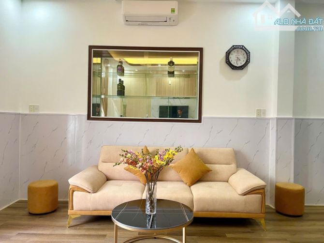 Bán nhà 3 tầng (kiệt oto thông) đường Hà Bổng - Lõi du lịch biển Mỹ Khê.Dt 66m2 Giá 10.5ỷ