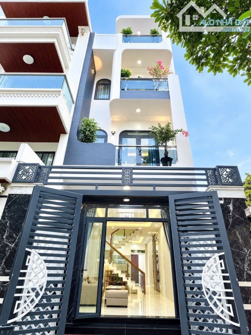 Cô 7 Kẹt Tiền Cần Bán Nhà Đường Trần Phú,P7,Quận 5.Giá 5tỷ480/70m2.SHR.