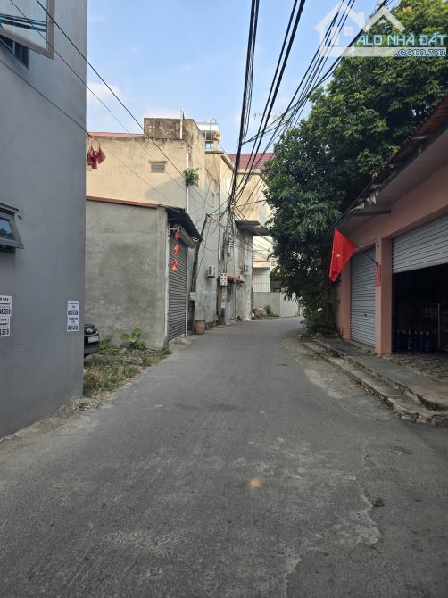 CẦN BÁN LÔ THỔ CƯ MAO TRUNG QUẾ VÕ BẮC NINH
