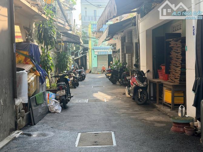 Cực hiếm - Đống Đa l Hải Châu l Kiệt Oto - gần đường l 44 M2 l Giá 3.2 tỷ