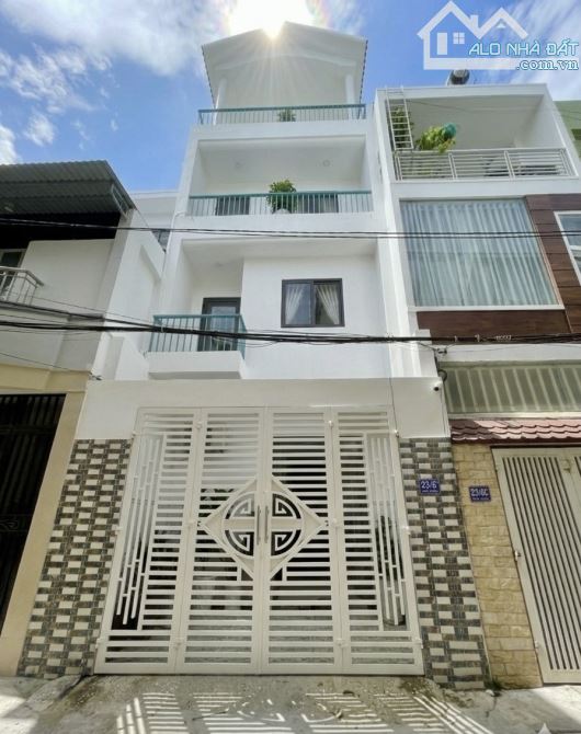 Nhà hiện đại 4 tầng sổ hoàn công đường Thuỷ Xưởng ngay siêu thị Lotte Mart Nha Trang cách