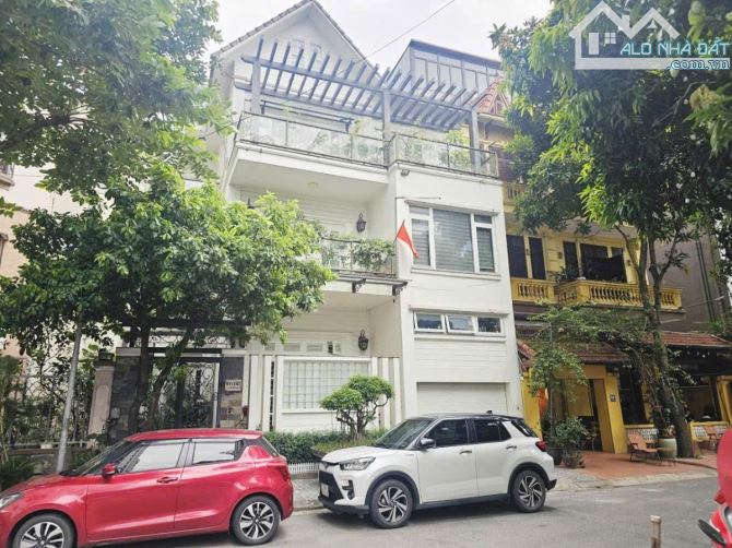 Biệt Thự Liền Kề 4 Tầng Hàm Nghi 120m2 Mt 11m An Sinh Yên Tĩnh Vỉa Hè Rộng Thoáng
