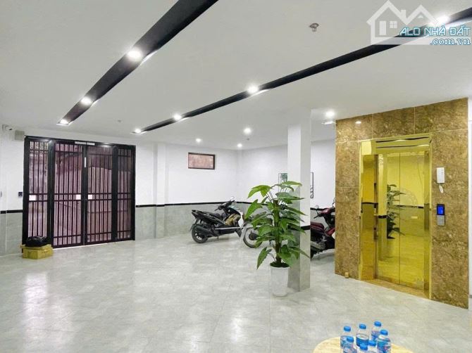 Chỉ 13 tỷ - Nhà dòng tiền 7 tầng phố Giáp Nhất - Tổng 15 phòng cho thuê - 65m2