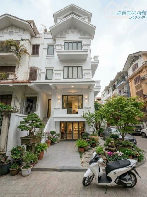 🔥 SIÊU PHẨM BIỆT THỰ LÔ GÓC 2 mặt tiền MẶT PHỐ LINH LANG – BA ĐÌNH – PHÂN LÔ CÁN BỘ CẤP C