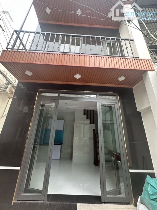 Nhà 1 sẹc hẻm xe hơi ngay Phú Thọ Hoà 34m², 1 trệt, 1 lầu, chỉ hơn 2 tỷ