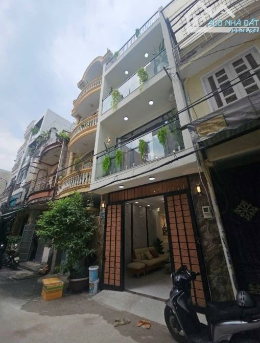 SIÊU PHẨM TRUNG TÂM Q10 - NHÀ NGUYỄN TIỂU LA - GIÁ: 4,35TỶ/63M2 - CÁCH ĐH KINH TẾ HCM 700M