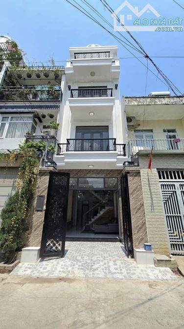CHÍNH CHỦ CẦN TIỀN BÁN GẤP NHÀ NGAY HẬU GIANG QUẬN 6-GIÁ:3.92TỶ/65,1m2(4,2x15,5m2)