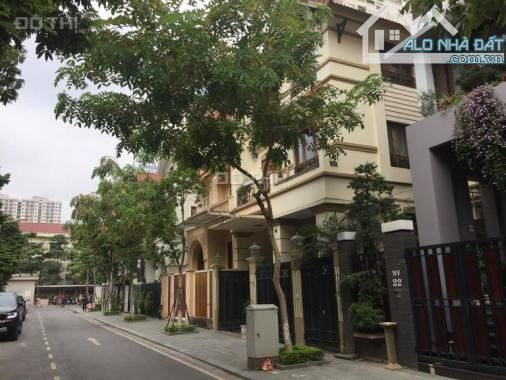 CẦN TIỀN GẤP, BÁN NHANH CĂN BIỆT THỰ KĐT YÊN HÒA CẦU GIẤY - 180M- 4T-15M, HƠN 60 TỶ