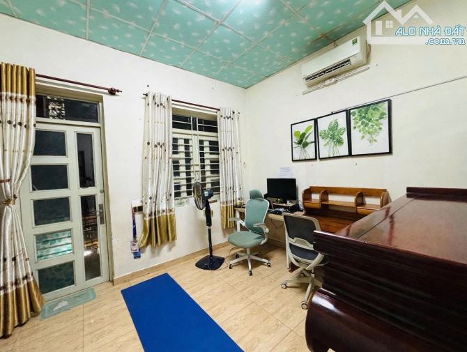 Bán Nhà gần MT Nguyễn Thị Thập, Thổ cư hiện hữu, 2 tầng , 5 x 24m, Nhỉnh 9 tỏi
