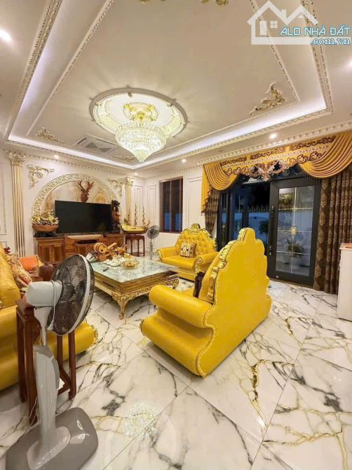 CĂN BIỆT THỰ ĐỈNH LONG SIÊU ĐẸP CẦN BÁN GẤP GIÁ SẬP SÀN - TP HẢI DƯƠNG