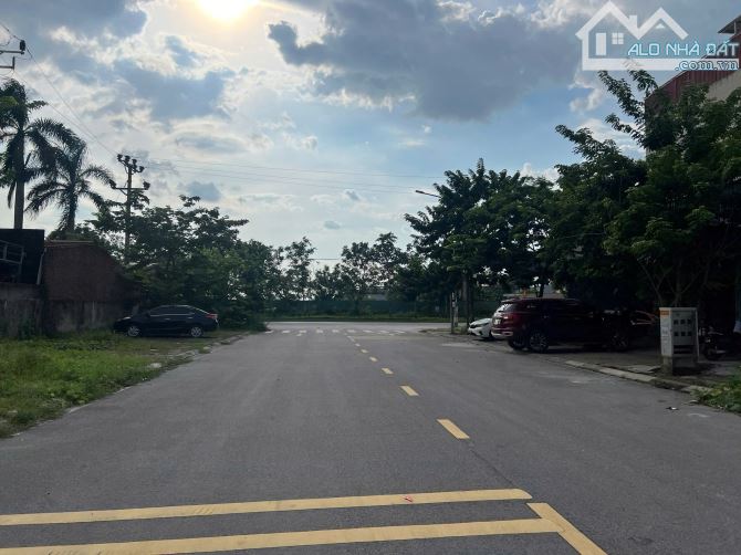 Bán đất Đấu Giá Tiên Xá . Dt 91m. Mt 7.25m. Hướng n . Giá 5 tỷ 1