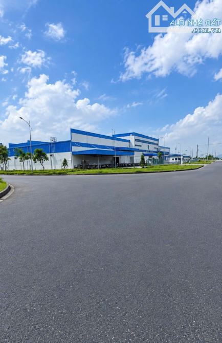 D328 CHUYỂN NHƯỢNG HƠN 10HA ĐẤT TRONG KCN CHÂU ĐỨC – BÀ RỊA – VŨNG TÀU (TP.HCM MỚI) Cơ hộ