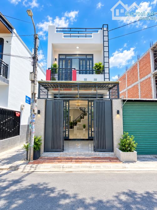 Quận 7 - 5 Tỷ 990 - Đường 6m - Nhà 2 Tầng 50m² - Ngang 4m - Gần Lotte Mart