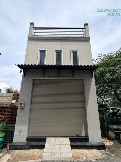 Nhà Có Phòng Ngủ Tầng Trệt, Hẻm Ô Tô 6m, 2 tầng, 2PN, Bình Thành
